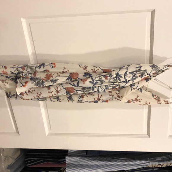 Dress - Picture 1 of 3